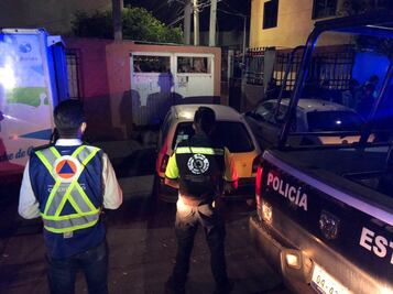 Agreden a policías por parar fiesta en la Obrera