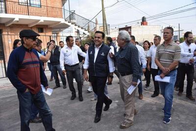 Supervisa Luis Nava trabajos en colonia Vista Alegre