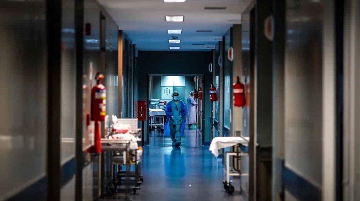 En un año atención por Covid-19 se encarece 100 mil pesos en hospitales privados: aseguradoras