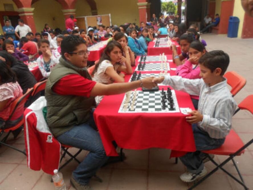 Hermanos Mejía, invitados especiales 