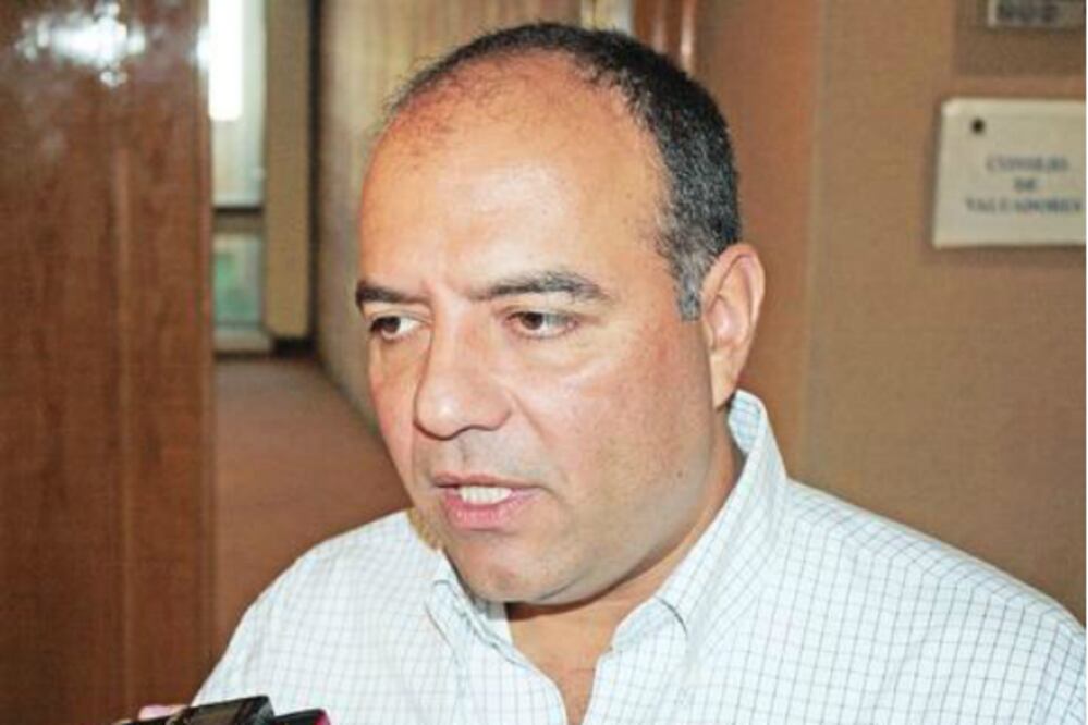 Continúa debate por terminal de autobuses