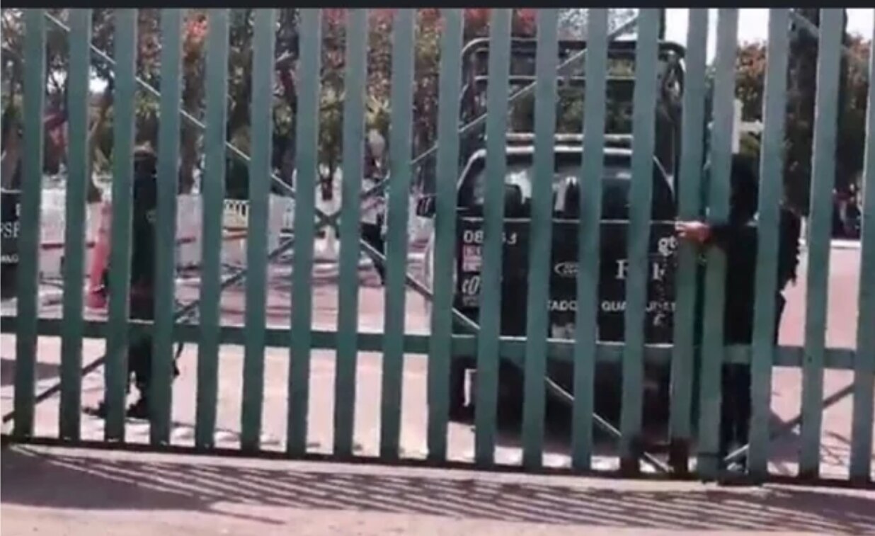 Un grupo de hombres con fusiles de asalto disparó contra las personas que integraban el cortejo fúnebre. Foto: Especial