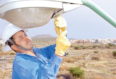 Acusan licitación desleal