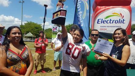 Queretana, al fut americano de Estados Unidos 