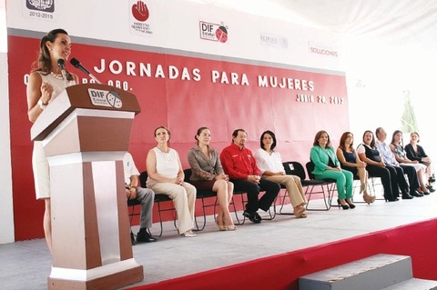 DIF inaugura jornadas para  mujeres