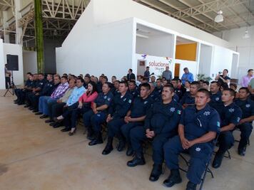 Estudiarán policías de Tequis