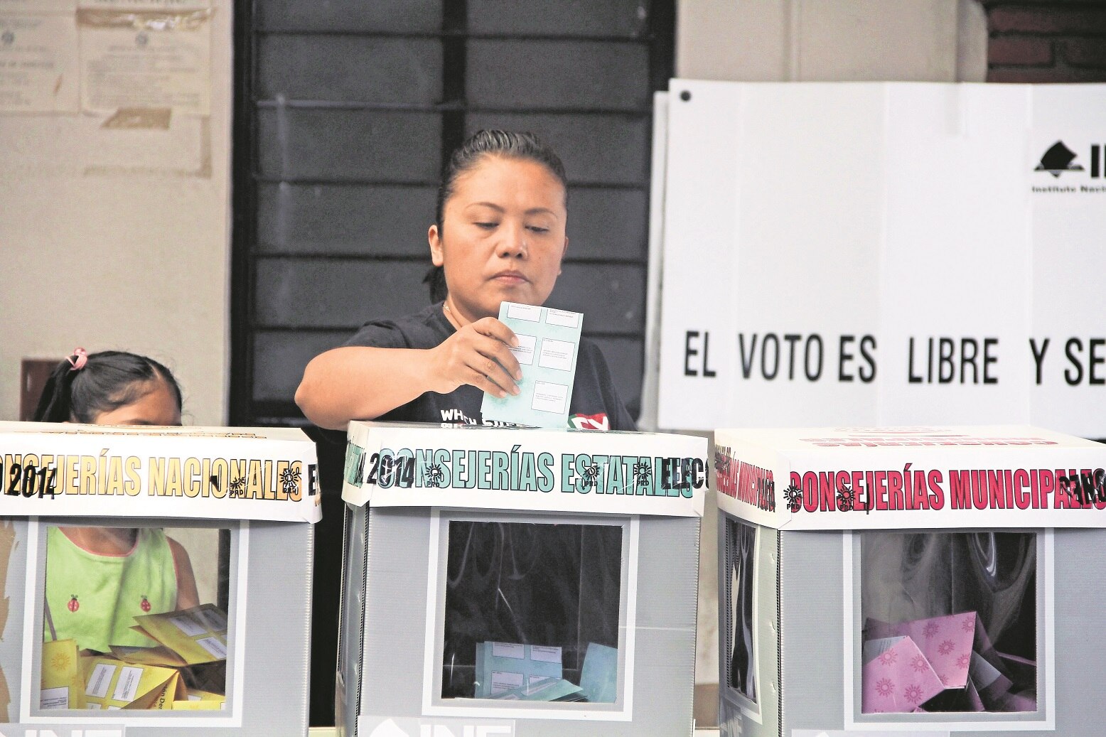 INE emite lineamientos para difundir información de campañas