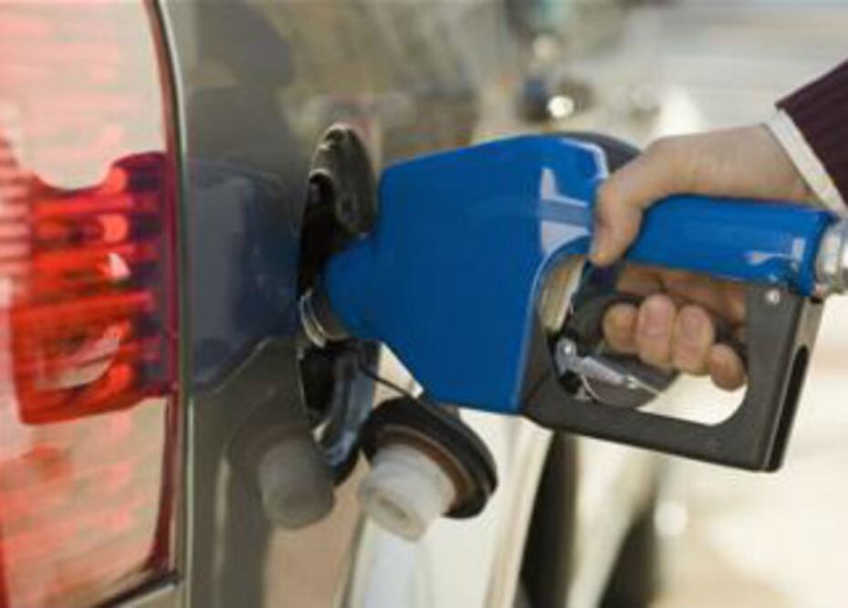 Modifican norma de medición para despacho de gasolina