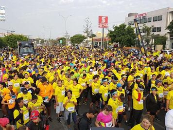 Reúne a 4 mil Carrera de la Esperanza