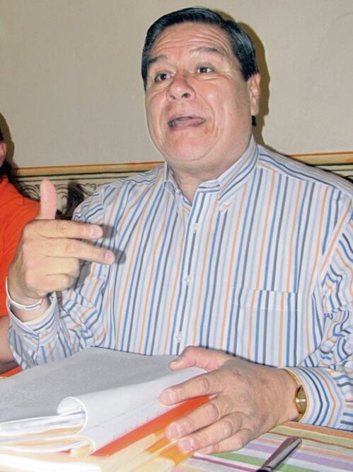 El líder de MC rechaza tren en su colonia