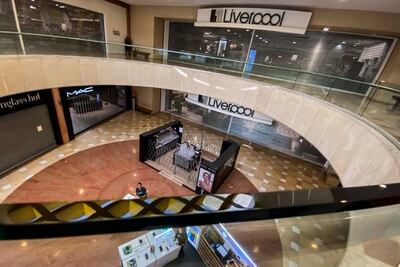 Casi 80% de los comercios permanecen cerrados