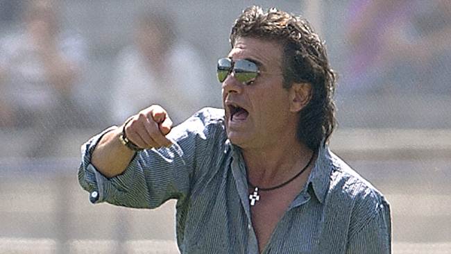 Romano, fuera de Monarcas