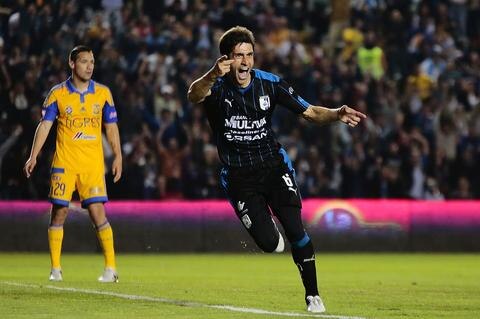 Gallos Blancos, a marcar poderío