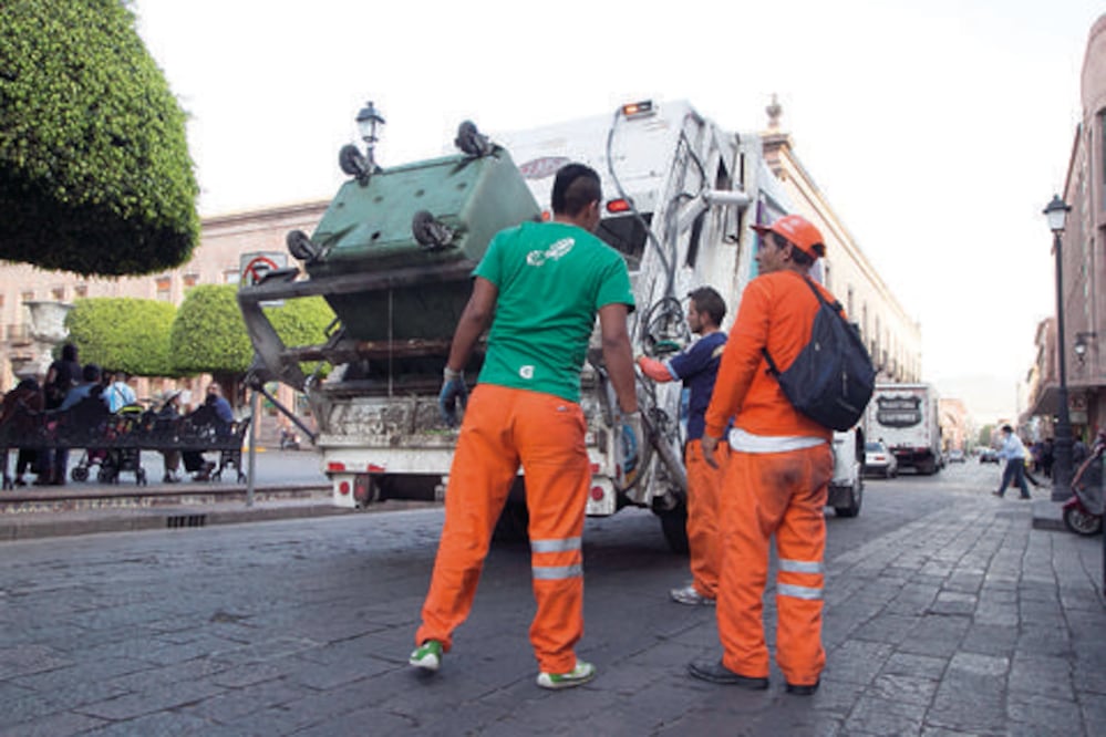 Critican la concesión del servicio de limpia