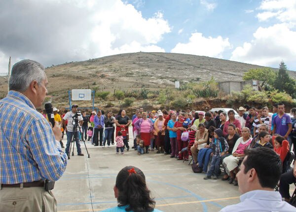 Apoyan a Charape de los Pelones