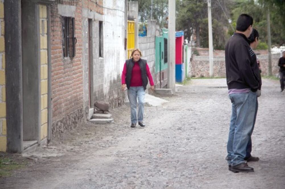 Obra pública atenderá a gente en pobreza
