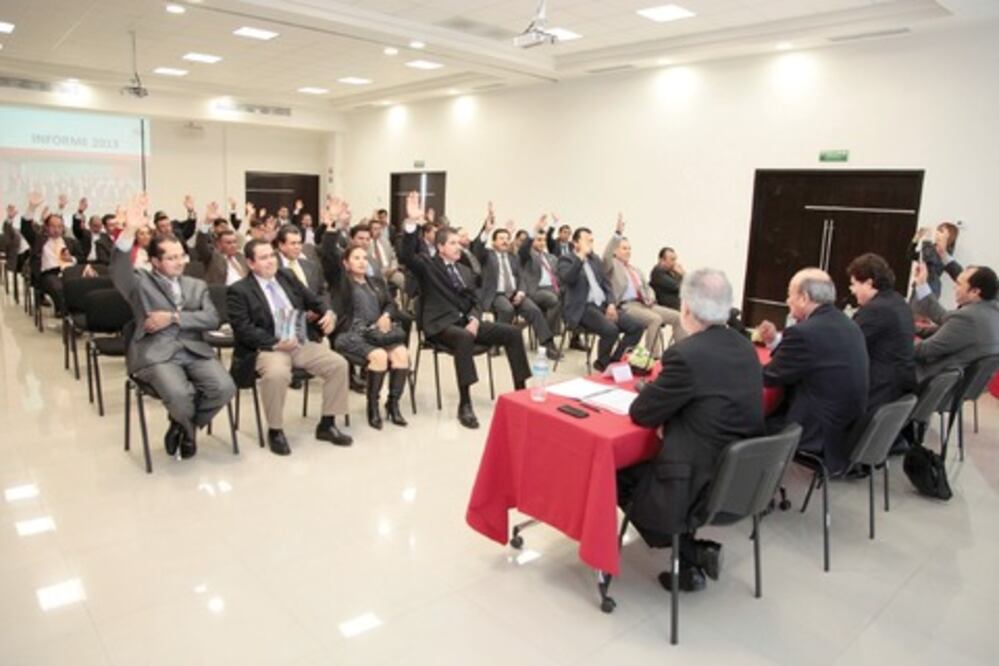 Reconocen desempeño de CMIC 