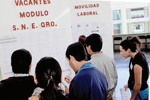 Expertos ven a la baja el desempleo