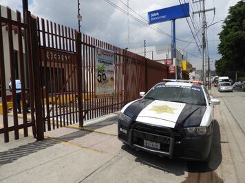 Atracan caja de ahorros