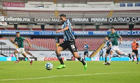 Gallos y Mazatlán empatan en el estadio Corregidora