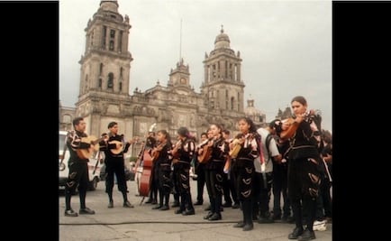 Participación de mujeres en estudiantinas, reflejo de equidad de género