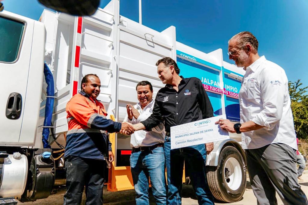 Kuri anuncia inversión para la reconstrucción de caminos en la Sierra Gorda y el Semidesierto