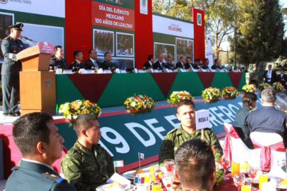  Celebran día del Ejército