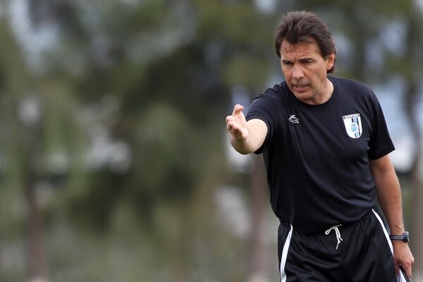 Gallos debe jugar con orden y con idea: De los Cobos