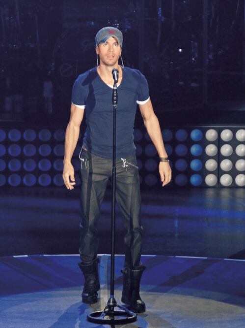 Lleva a sus fans de la fiesta a la nostalgia 