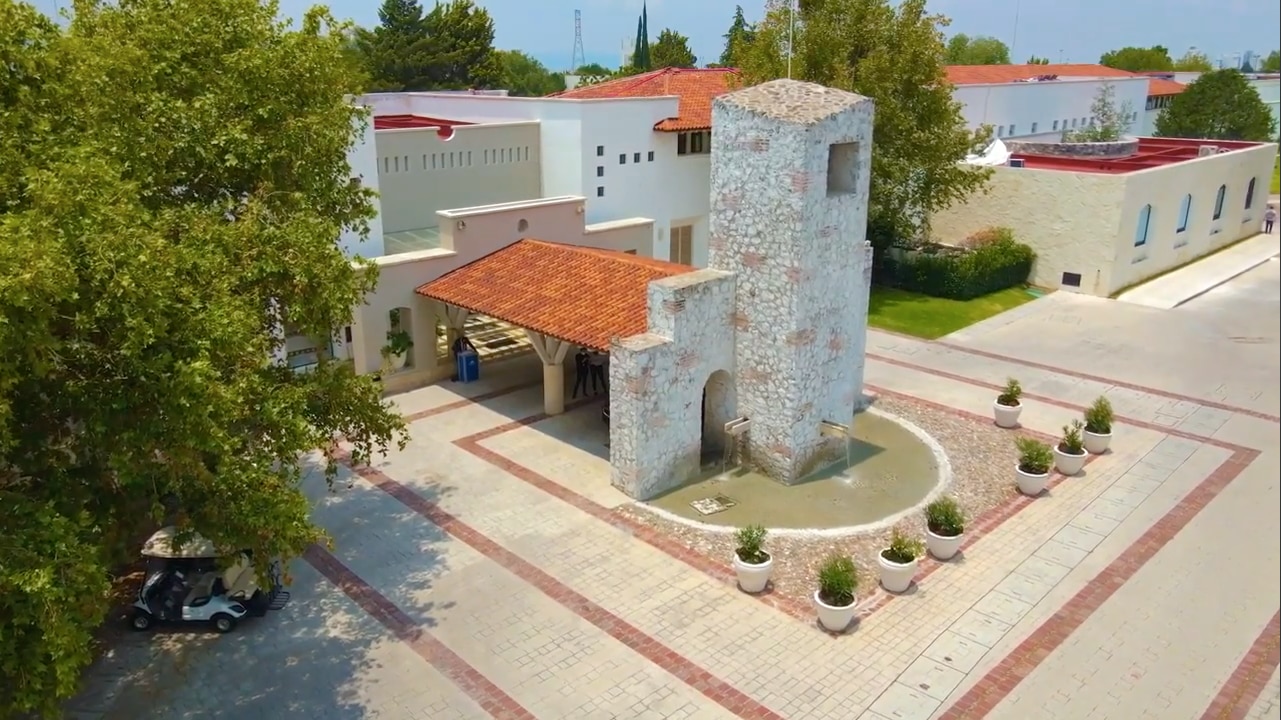 Video. Prohíben entrada de mujeres a bar del Club Campestre El Campanario