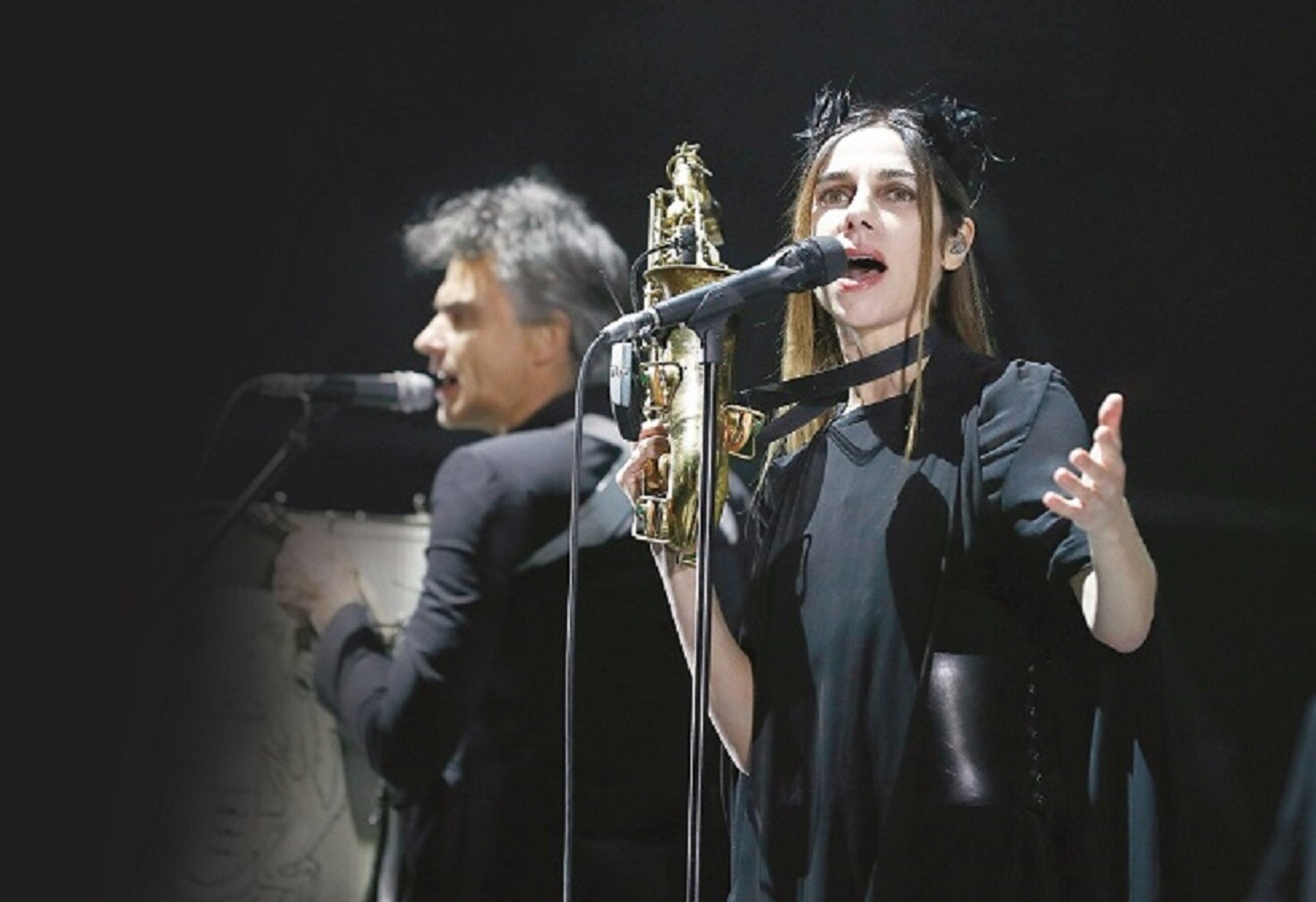 Una gitana llamada PJ Harvey los seduce