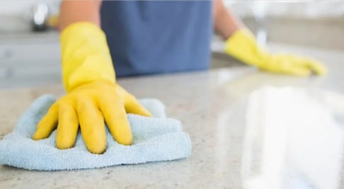 Limpiar con cloro puede provocar problemas de salud