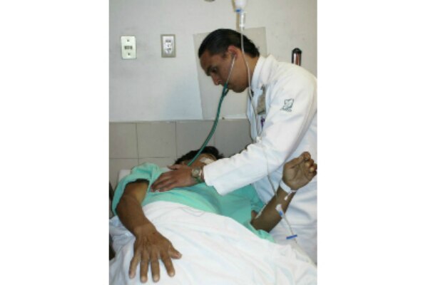 Aumentan consultas por alcoholismo