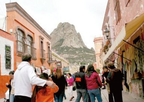 Mejorarán paradores turísticos