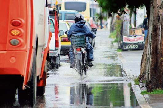 Alertan por lluvias
