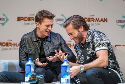 Holland y Gyllenhaal enloquecen a fanáticos