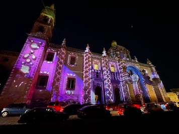 Así es el video mapping de Navidad en el templo de Santa Rosa de Viterbo