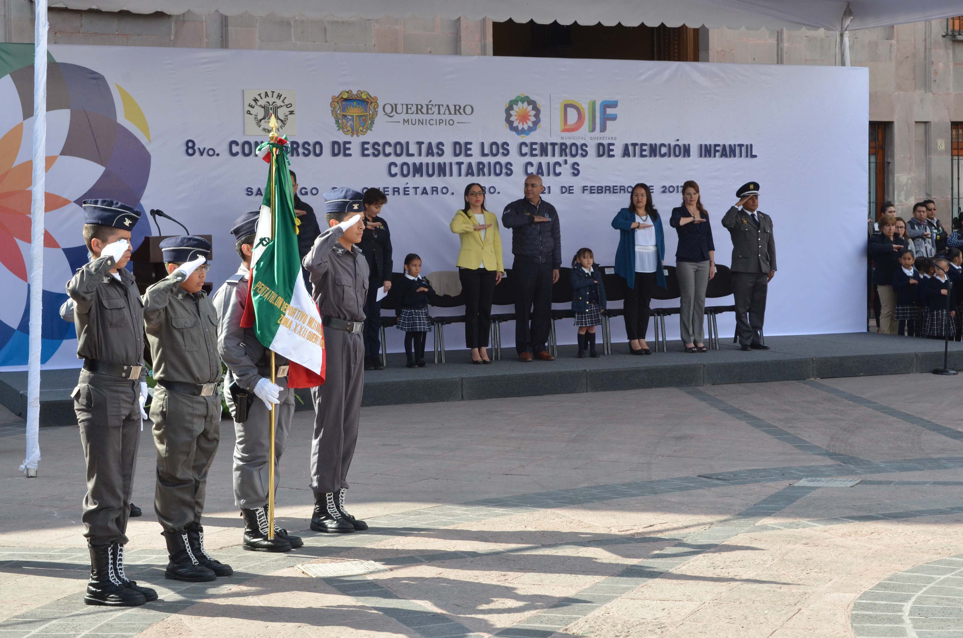 CAIC San José gana concurso de escoltas