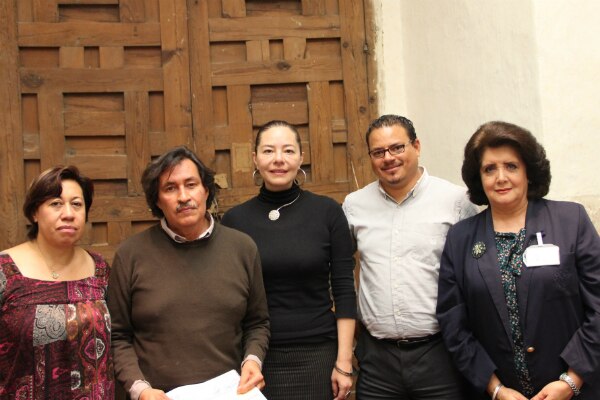 Entregan estímulos a producción artística