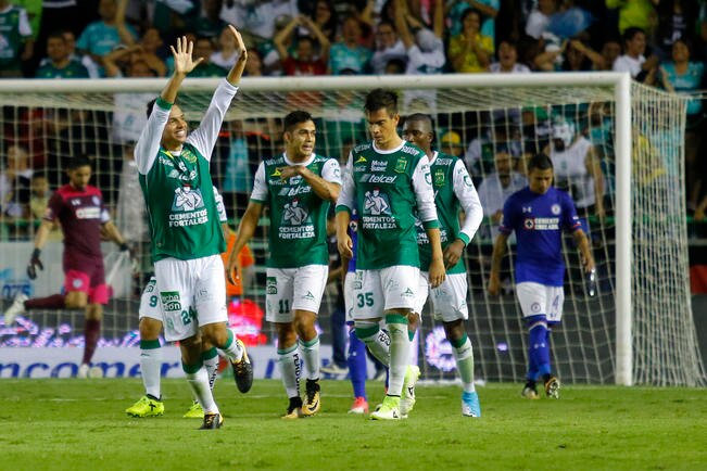 Esta vez fueron los Panzas Verdes los beneficiados por la 'maldición' que persigue a los celestes. (ISMAEL ARROYO. IMAGO7)