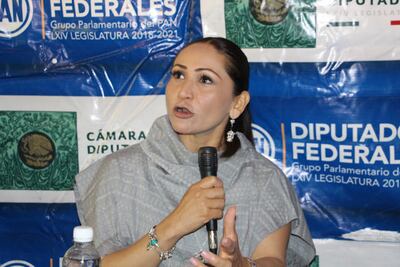 Sonia Rocha presenta su Primer Informe de Actividades