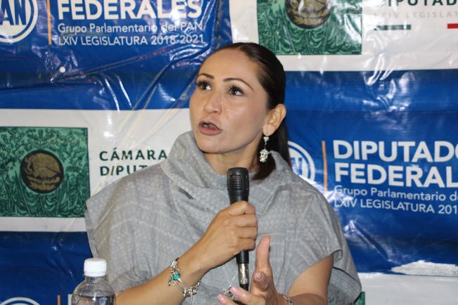 Sonia Rocha presenta su Primer Informe de Actividades