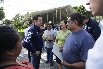 Entregan apoyo a productores de la sierra