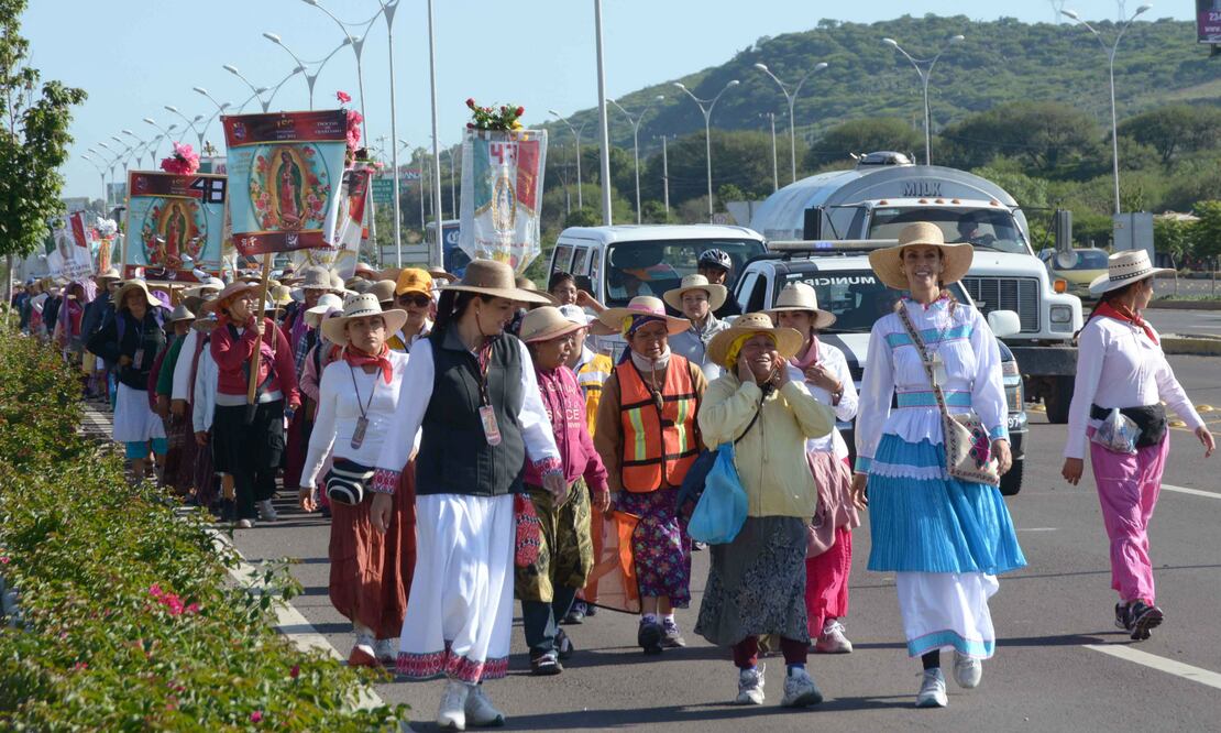 Acompañan a peregrinas