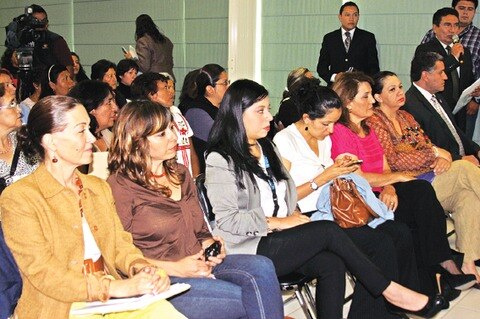 Avanza participación de mujeres