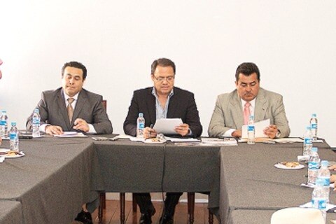 Diputado exige a SCT revisar plan de tren