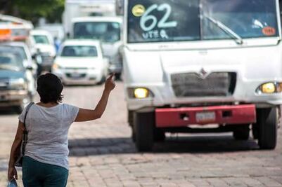 Trabajadores destinan hasta 30% de su sueldo en transporte