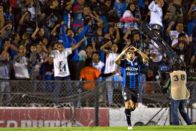 Sanvezzo le da el pase a Querétaro