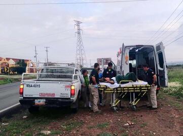 Atiende Protección Civil parto en un taxi
