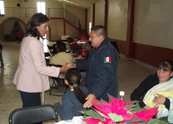 Reconocen a policías de Huimilpan